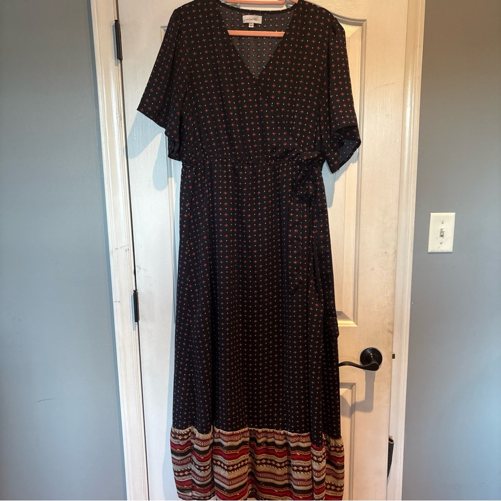 One loved babe Chic Black and Red Patterned Maxi Dress